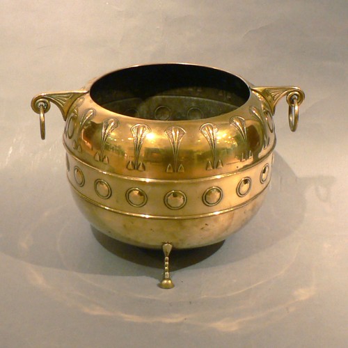 Post image for Secessionist Brass Jardiniere