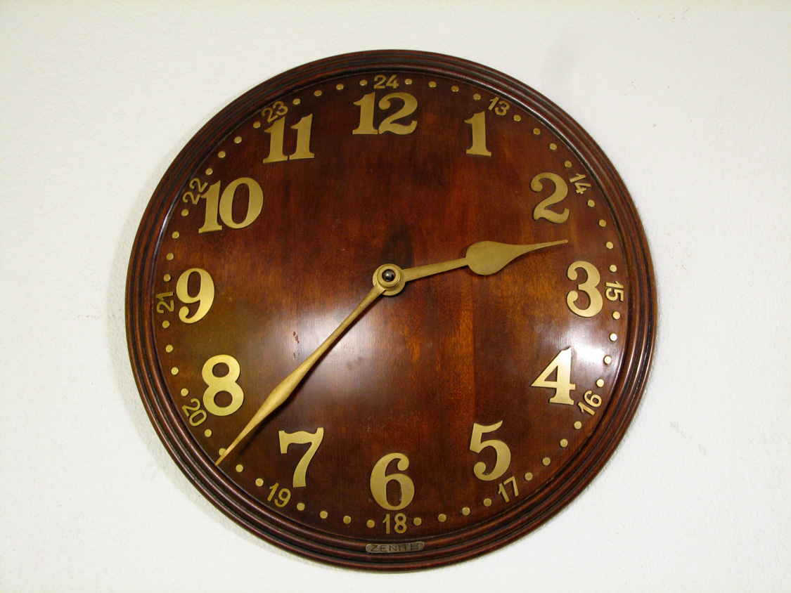 Post image for A Convex Wall Clock